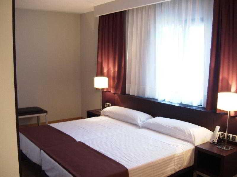 Hotel Plazaola Irurtzun Room photo